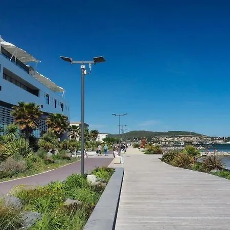 A 3 Mn A Pied Des Thermes Balaruc-les-Bains